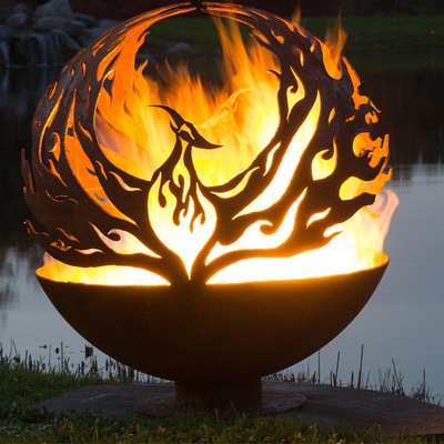 Corten Steel&amp;#39;de Phoenix Desenli Tasarım Paslı Dış Mekan Metal Ateş Topu
