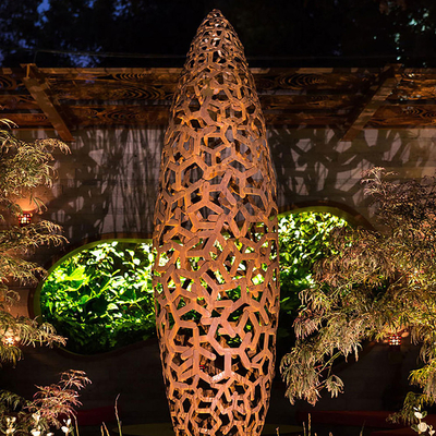 220cm Yükseklikte Batı Tarzı Kavisli Corten Çelik Heykel