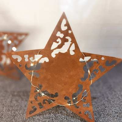 El Yapımı Yıldız Şekilli Corten Çelik Bahçe Süsleri Kişiselleştirilmiş