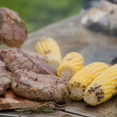 Kamp Pikniği İçin Yanan Corten Çelik Açık Ateş Çukuru Çelik Barbekü Izgarası