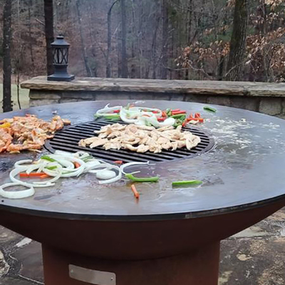 Kömür Yakıtlı Metal Dış Mekan Pişirme Barbekü Izgaraları Et Sebzeleri İçin Hava Koşullarına Dayanıklı