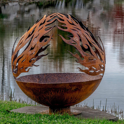 Corten Steel&amp;#39;de Phoenix Desenli Tasarım Paslı Dış Mekan Metal Ateş Topu