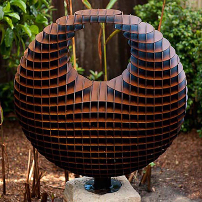 Üç Boyutlu Küre Şekli ile Corten Çelik Büyük Metal Bahçe Heykelleri