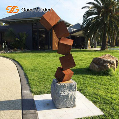Tehlike Bloğu Corten Çelik Heykel Çim İçin Paslanmış Metal Bahçe Heykelleri