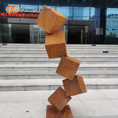 Tehlike Bloğu Corten Çelik Heykel Çim İçin Paslanmış Metal Bahçe Heykelleri