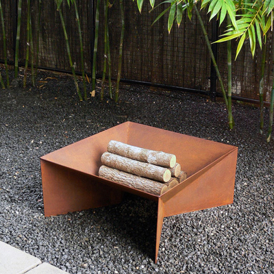 Kare Şekli Ahşap Yanan Corten Çelik Ateş Çukuru 3mm Kalınlık