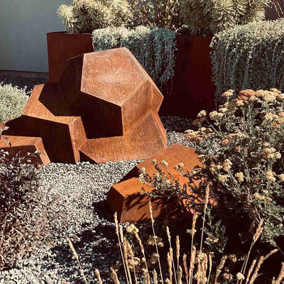 Soyut Düzensiz Geometrik Corten Çelik Heykel Metal Yard Heykelleri