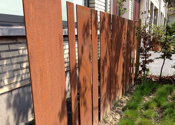 Konut için 2m Yüksek Bahçe Corten Çelik Çit Paneli Dış Tasarım